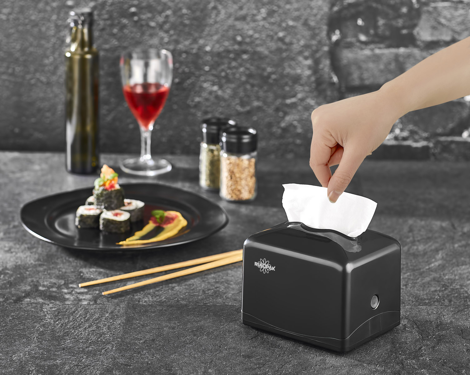 RULOPAK TEKÇEK MAXİ PEÇETE DİSPENSERİ